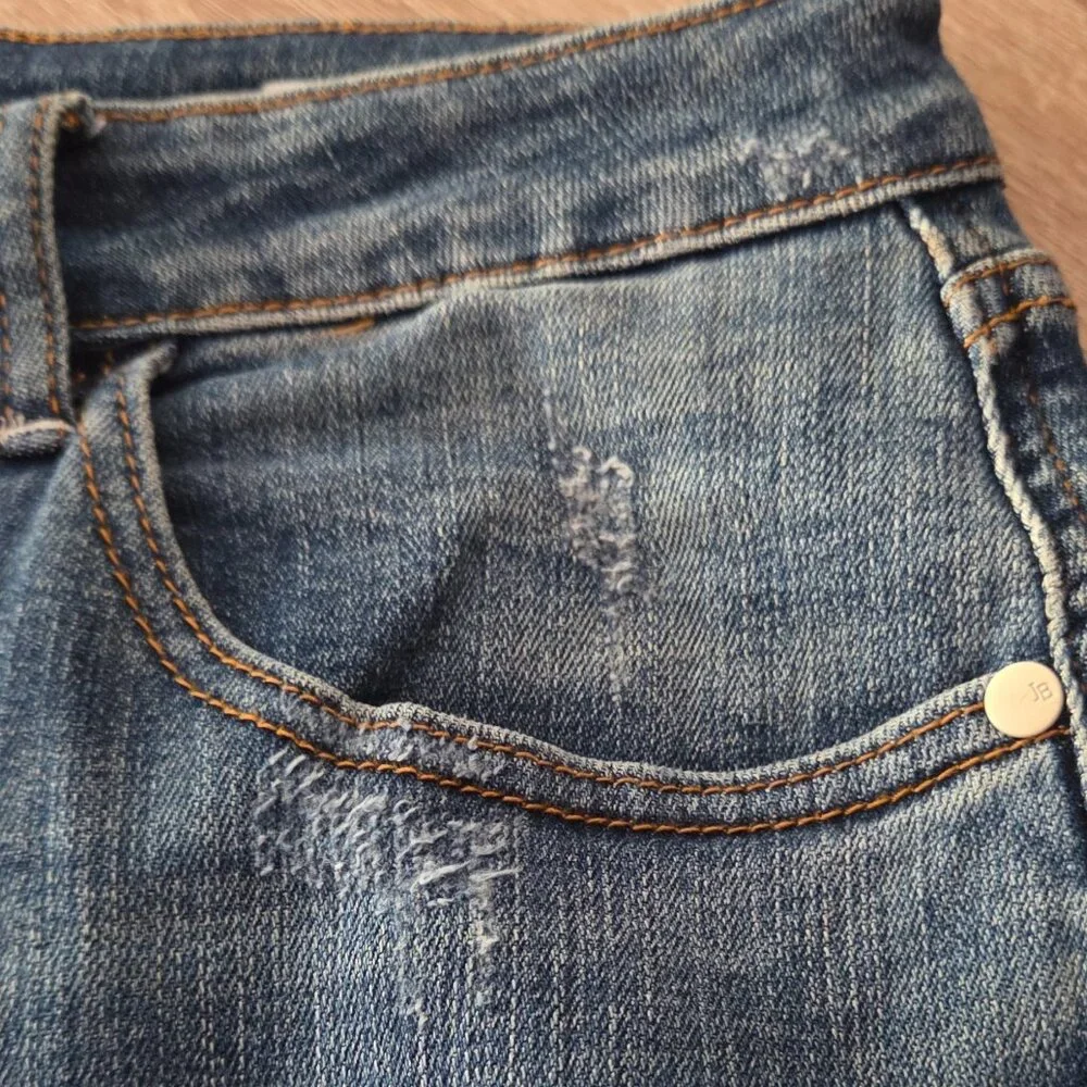 Jeans - Picture 3 of 6